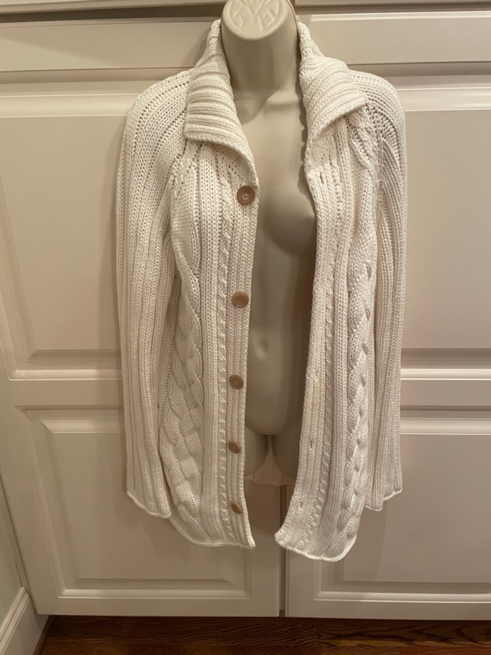 Frank and Eileen Cotswolds cable knit cardigan sz L - Picture 3 of 9